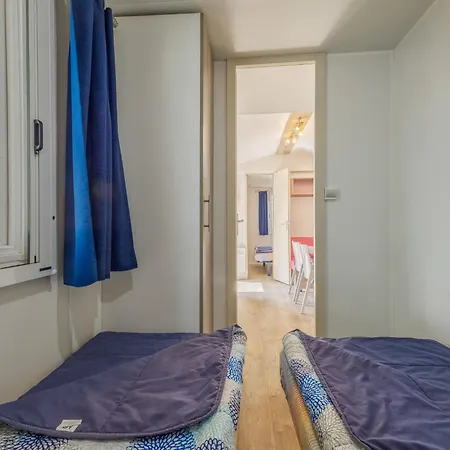 Holiday home Balatontourist Fuered-1 By Interhome