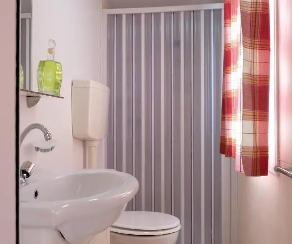 Balatontourist Fuered-1 By Interhome * באלאטונפורד